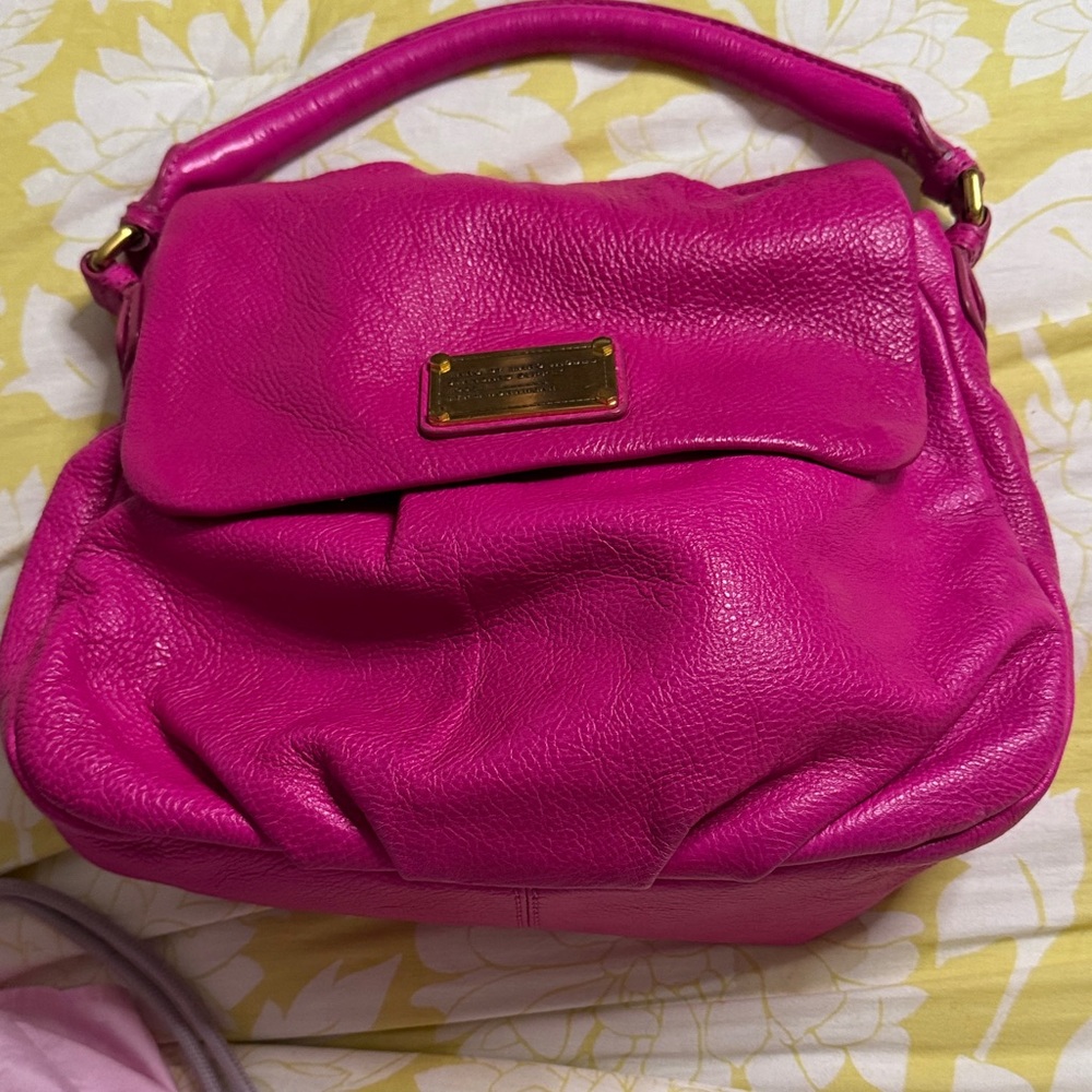 Marc By Marc Jacobs Fuchsia Leather Shoulder Bag